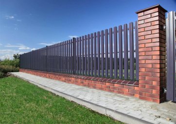 Забор – выбор и монтаж
