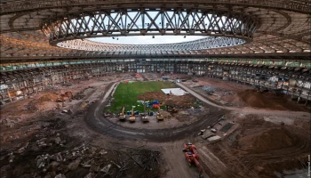 Реконструкция стадиона Лужники идет опережающими темпами