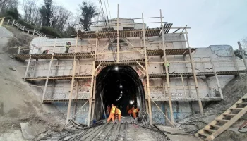 В Сочи на участке железной дороги Мацеста-Хоста началось строительство тоннеля