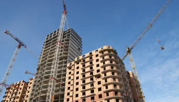 На треть выросли объемы строительства жилья в Санкт-Петербурге