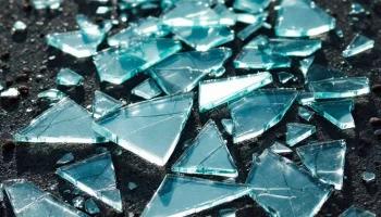 Глава Севастополя раскритиковал организацию замены окон в домах после атак ВСУ