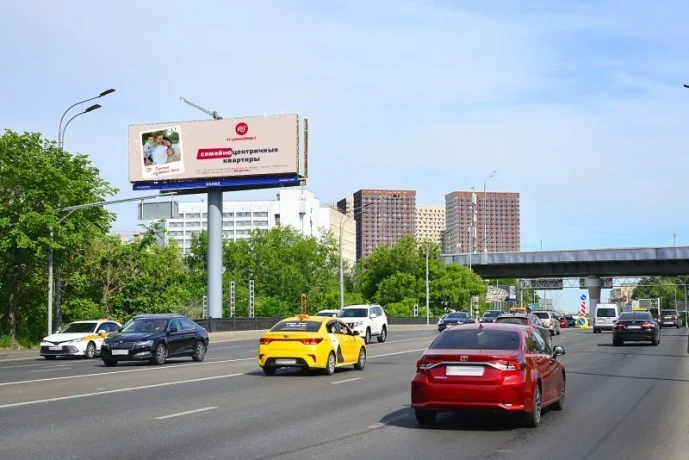 Ко Дню семьи, любви и верности «РГ-Девелопмент» выпустил рекламу с жителями своих проектов