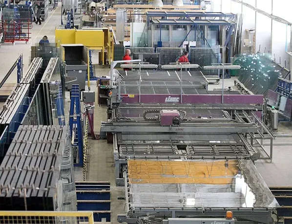 Губернатор Краснодарского края проверил работу оконного завода на Кубани