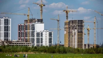 В новостройках Мурино почти в полтора раза сократилась экспозиция