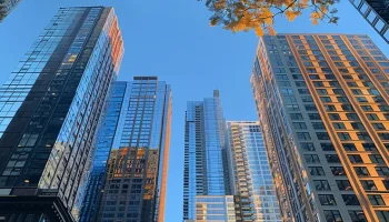 Доля массовых новостроек в столице впервые в истории сократилась до 30% Доля массовых новостроек в столице впервые в истории сократилась до 30%