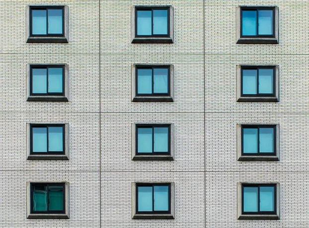 В Петербурге застройщики отказываются от балконов в пользу кладовок