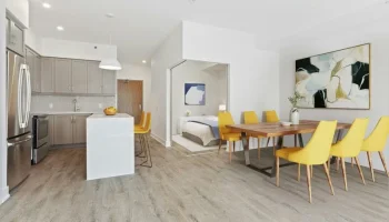 Названы самые популярные направления путешествий на ноябрьские праздники