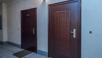 В России ввели штрафы за неправильную установку дверей