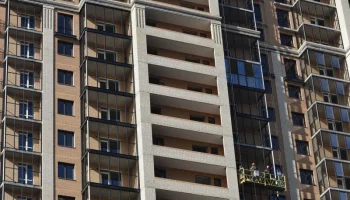 Большинство сделок на рынке «вторички» приходится на квартиры от застройщиков