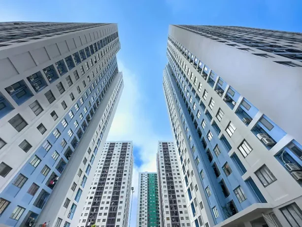 ВС разъяснил, нужно ли согласие соседей на перепланировку балкона