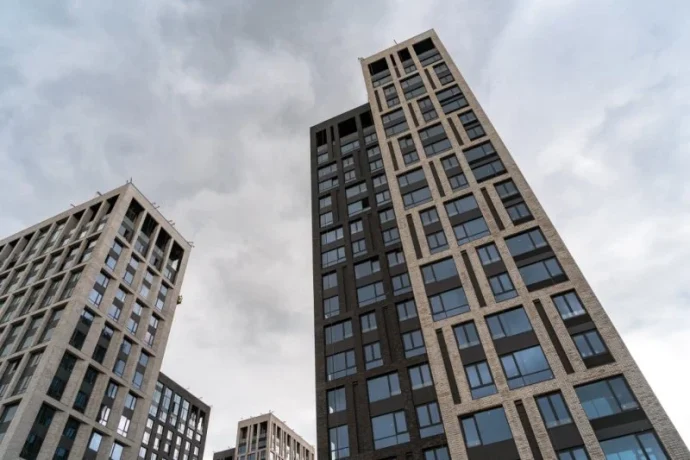 В Петербурге третий месяц растут объемы ввода жилья