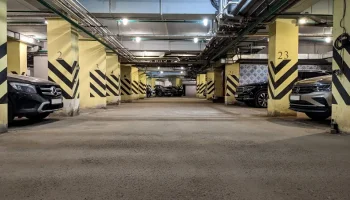 Более половины владельцев автомобилей выбирают жилье с учетом машино-мест