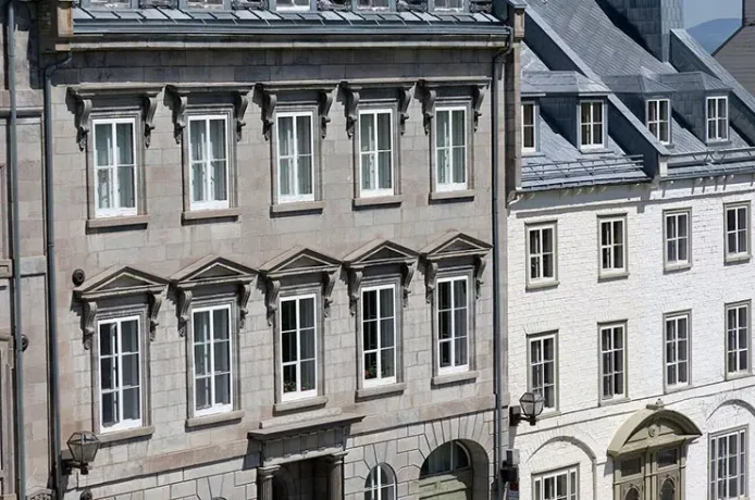 В Нижнем Новгороде ищут подрядчика для замены окон и дверей в Институте благородных девиц