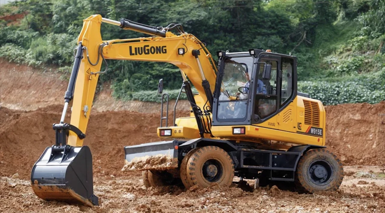 Колесные экскаваторы в городском строительстве