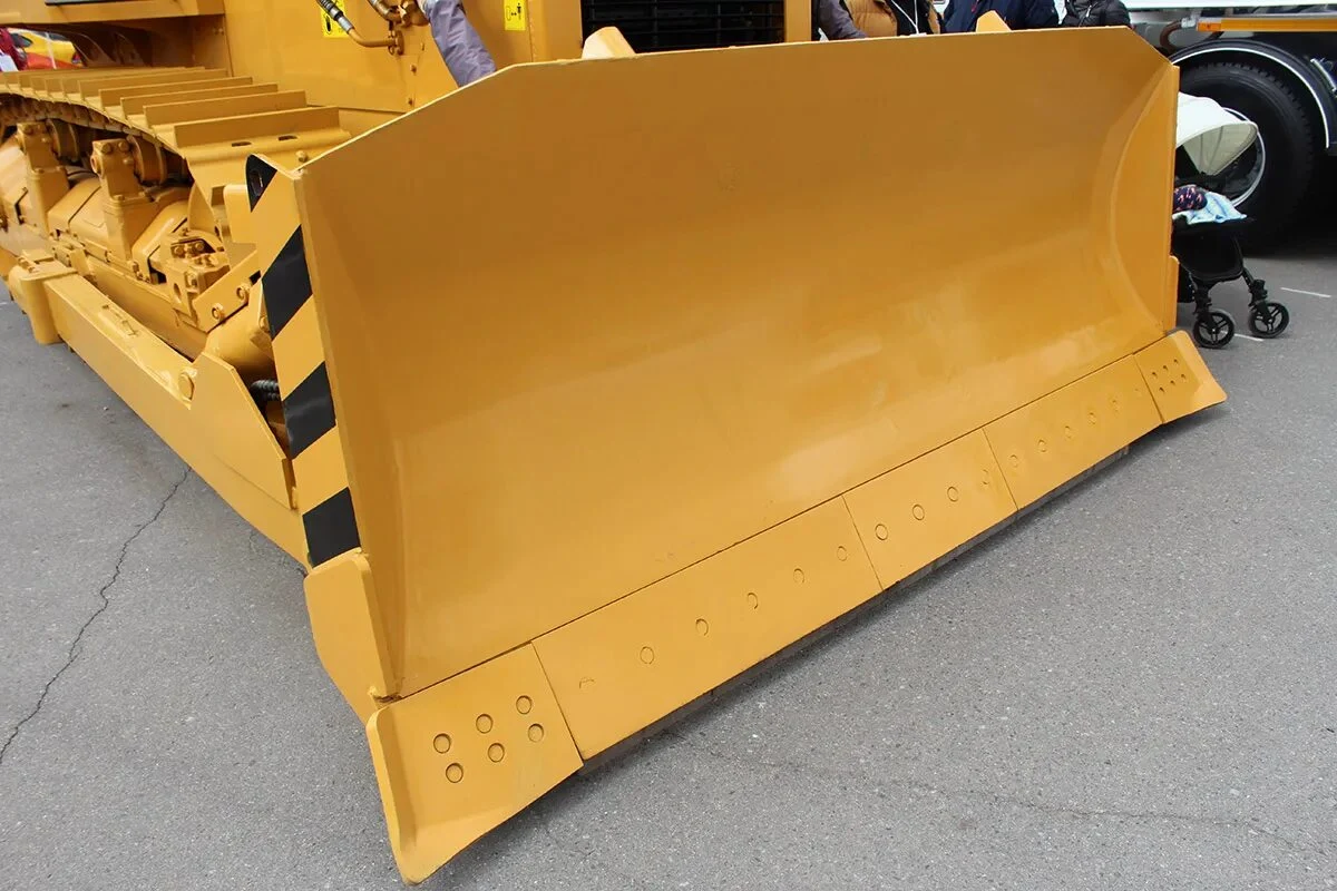 Спецтехника и запчасти: обеспечение бесперебойной работы строительной техники