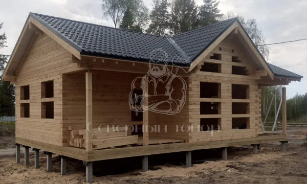 Дом из бруса: особенности строительства и эксплуатации