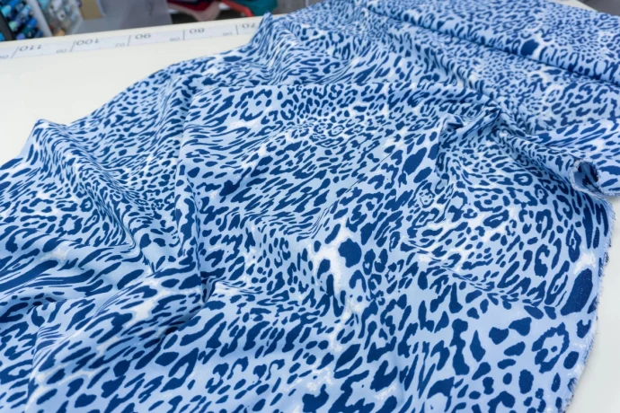 Батист: изысканная ткань для тонких работ