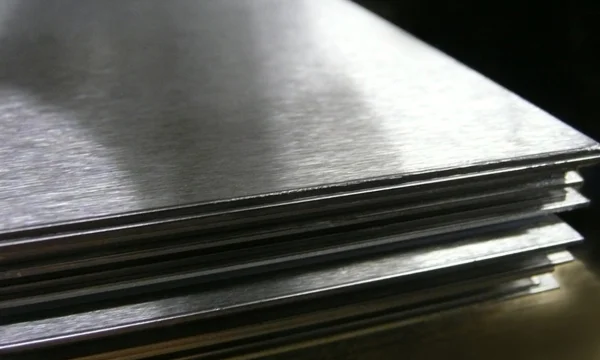 Шлифованные нержавеющие листы: способ производства, преимущества и применение