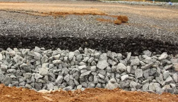 Щебень для отсыпки строительных площадок и производства бетона