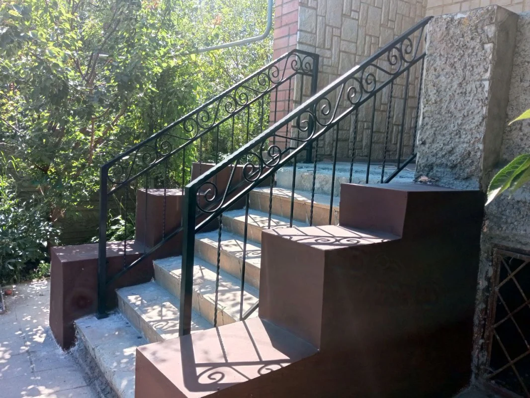 Изготовление лестниц на заказ: от проекта до монтажа Изготовление лестниц на заказ: от проекта до монтажа