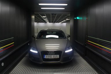 Консольные автолифты: особенности, преимущества и сферы применения