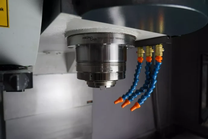 Фрезерные станки с ЧПУ: высокоточные технологии для современного производства Фрезерные станки с ЧПУ: высокоточные технологии для современного производства