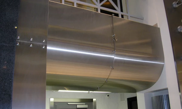 Нержавеющий интерьер