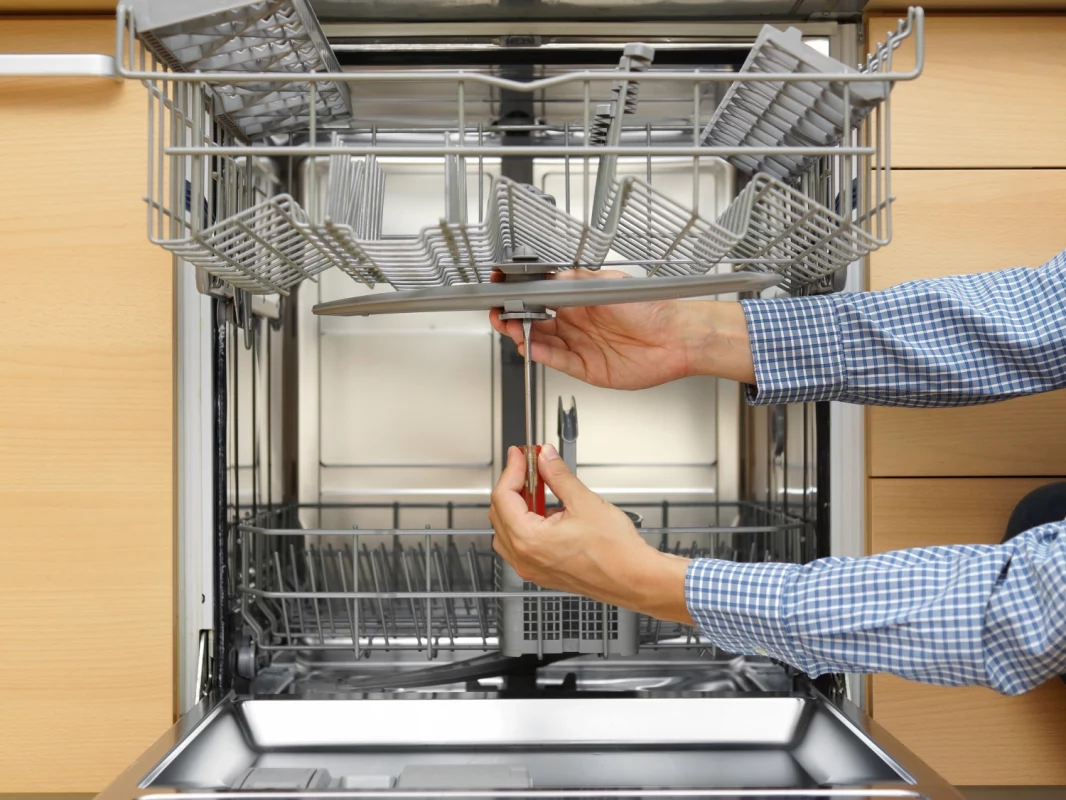 Ремонт посудомоечных машин: Как избежать неприятных сюрпризов