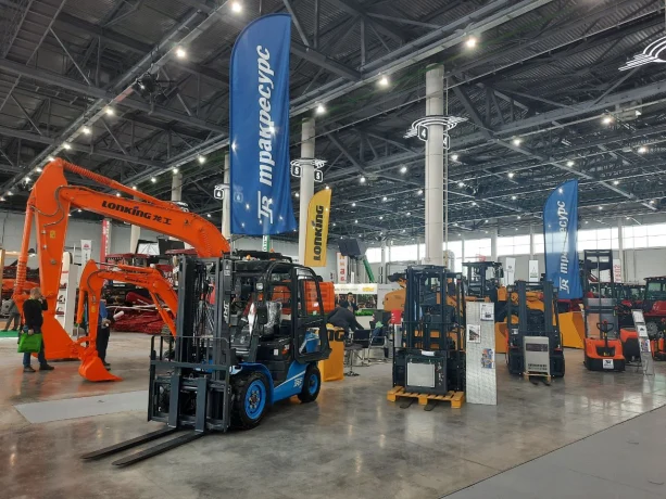 Вилочные погрузчики и складская техника: эффективные решения для логистики и строительства