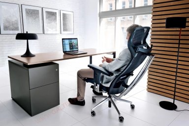 Офисное кресло с поддержкой спины: комфорт и здоровье на рабочем месте