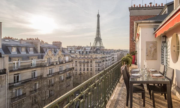 Франция: недвижимость за границей и возможности застройки