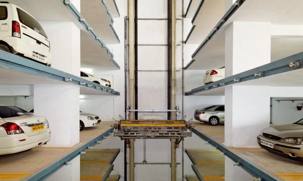 Преимущества автомобильного подземного лифта для жилых комплексов и торговых центров