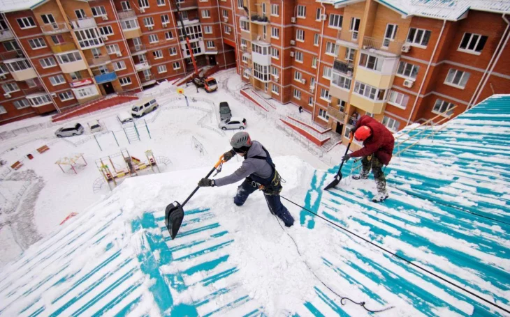 Вывоз снега и чистка крыш – коммунальщики готовятся к зиме