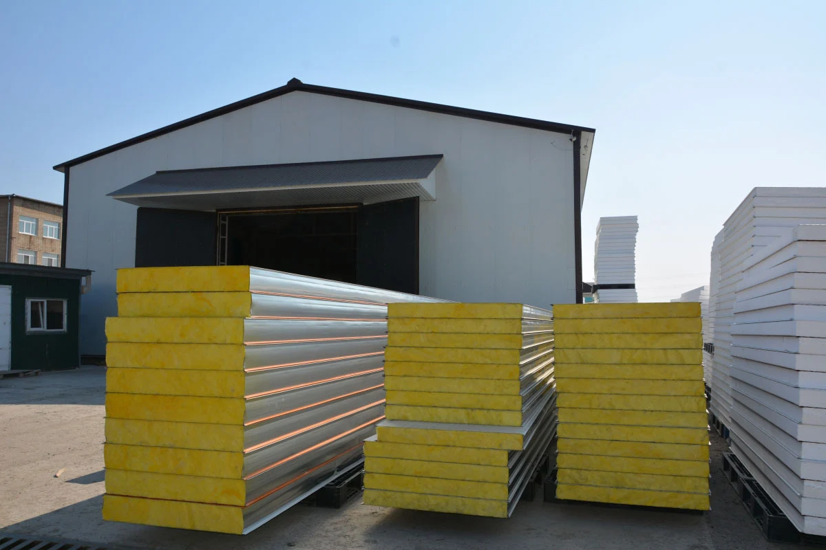 Виды сэндвич-панелей: классификация, особенности и применение