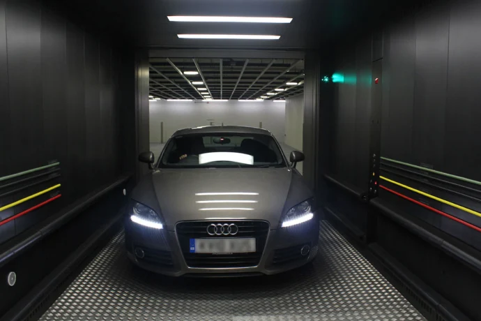 Консольные автолифты: особенности, преимущества и сферы применения