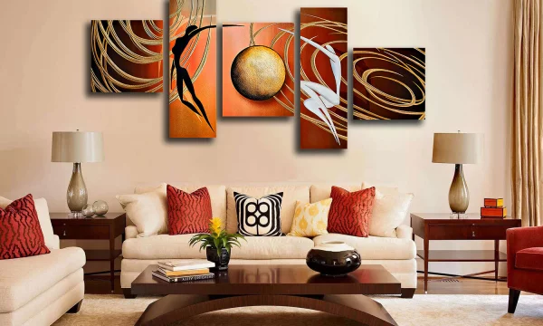 Украсьте интерьер своего дома стильными и необычными картинами