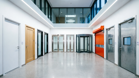 Как производят входные двери для различных целей и задач