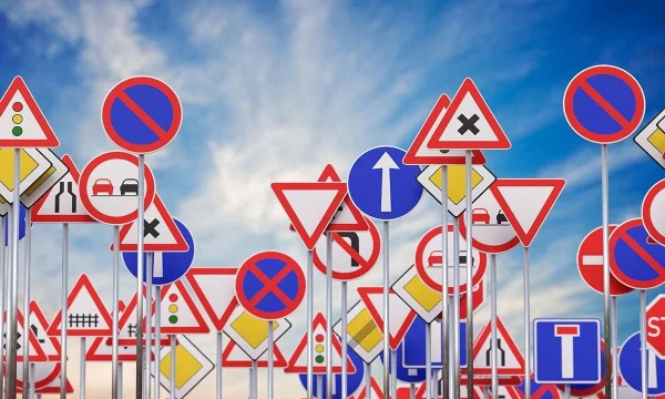 Как правильно планировать размещение дорожных знаков при благоустройстве улиц