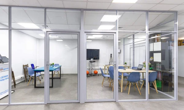 Офисные перегородки в стиле минимализм: функциональность и эстетика