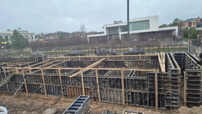 Преимущества аренды опалубки для монолитного строительства