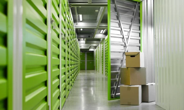 Где хранить мебель и бытовую технику во время ремонта: практические советы