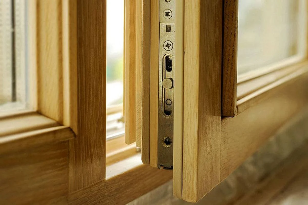 Деревянные окна для квартиры: натуральность и комфорт Деревянные окна для квартиры: натуральность и комфорт