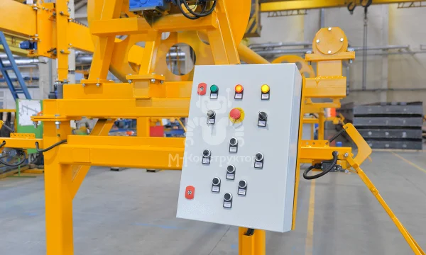 Размотчик термополотна 3