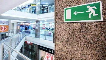 Новая фобия: Каждый четвертый россиянин боится стать жертвой пожара в торговом центре