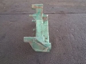 крепежный скоб для генератора volvo ved12 0