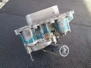 будущий масляный охладитель и корпус для двигателя international vt365 6,0 л 3