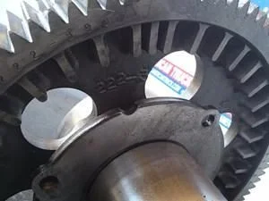 бывший в употреблении кулачковый вал с кулачковой передачей № 222-3907 для caterpillar c13 3