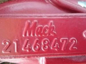 бывший в употреблении водонасос № 21468472 со шкивом для двигателя mack mp8 1