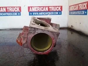 бывший в употреблении корпус входного водозаборника cummins isx № 3683424 3