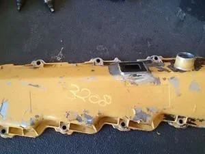 крышка клапана cat 3208. 0